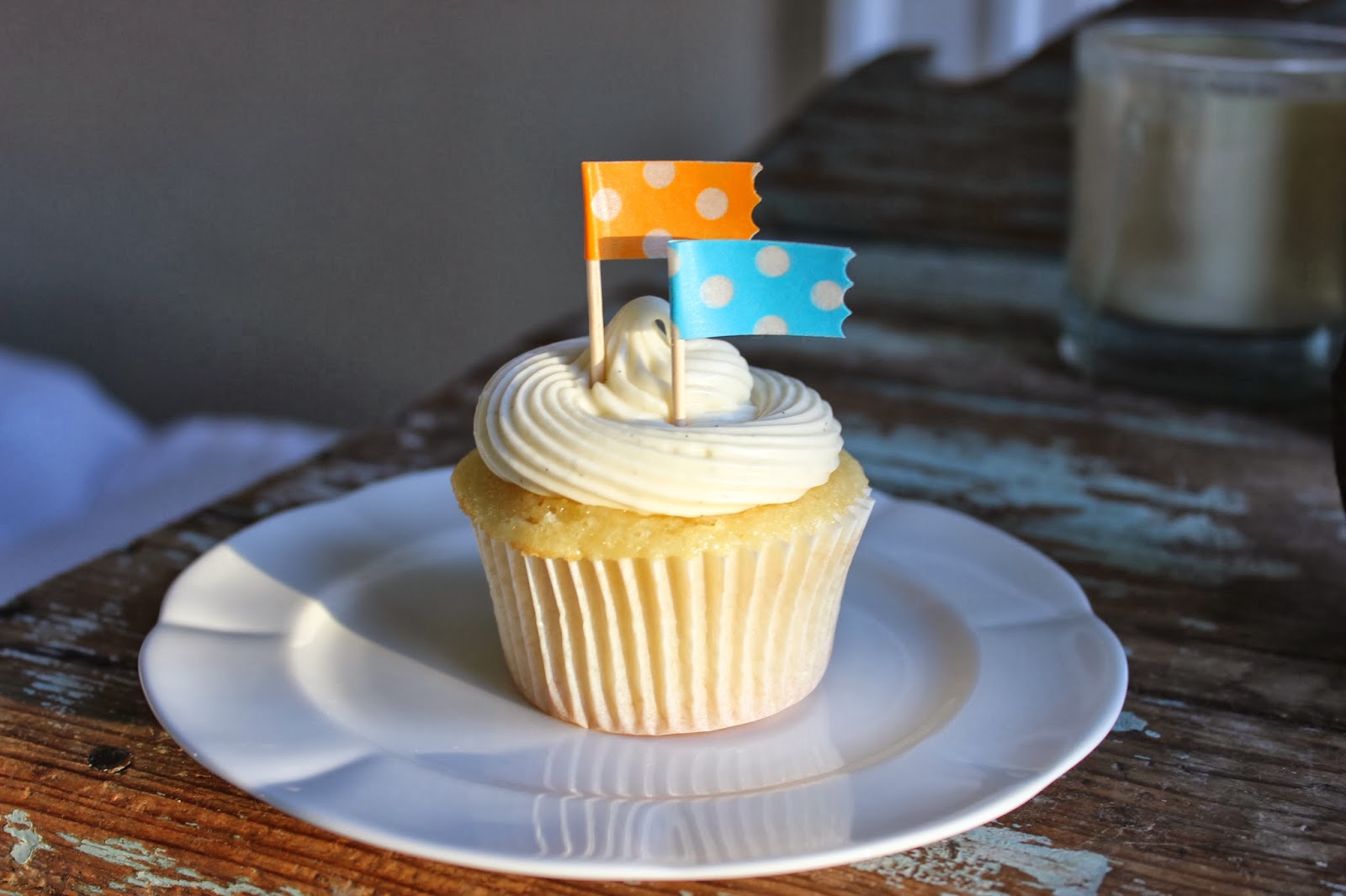 Summersoul Cupcakes with Washi Tape Flags