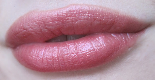 Lakshmi_Lippenstift_Fuchsia