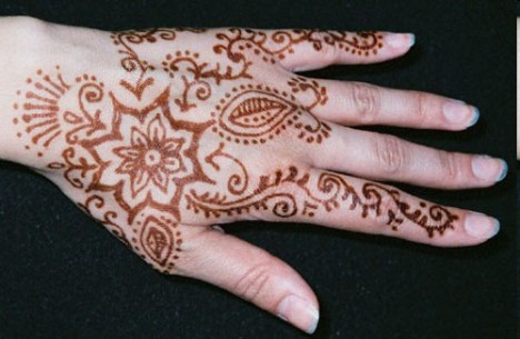 Henna Tattoos Photos on Cakes Henna Tattoos Designs Mehndi Henna Designs  Simple Henna Designs