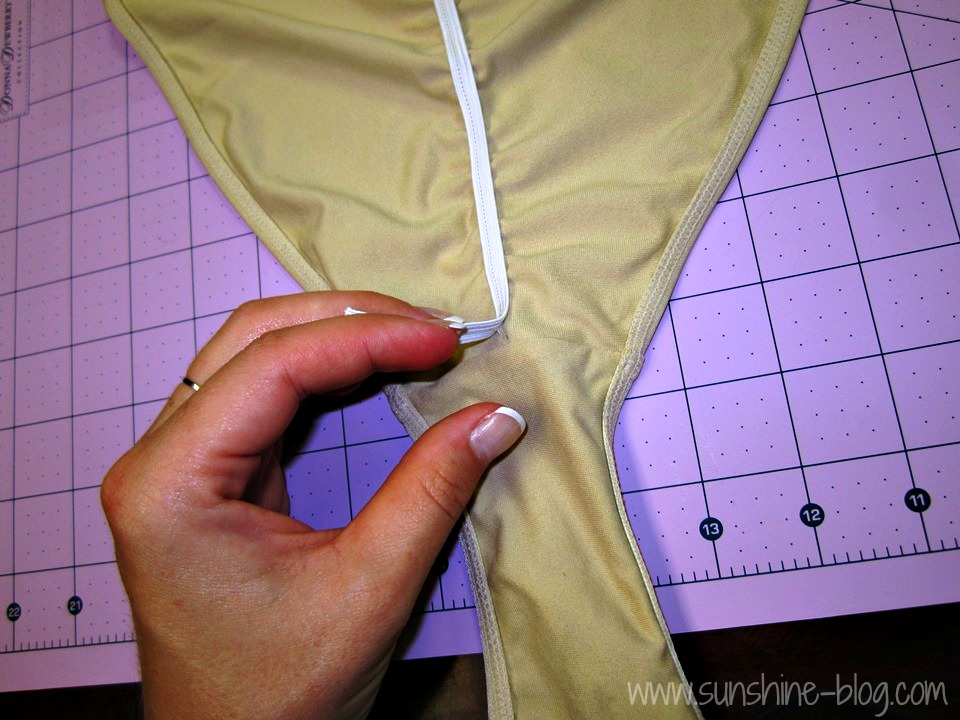 diy scrunch bikini bottom with elastic