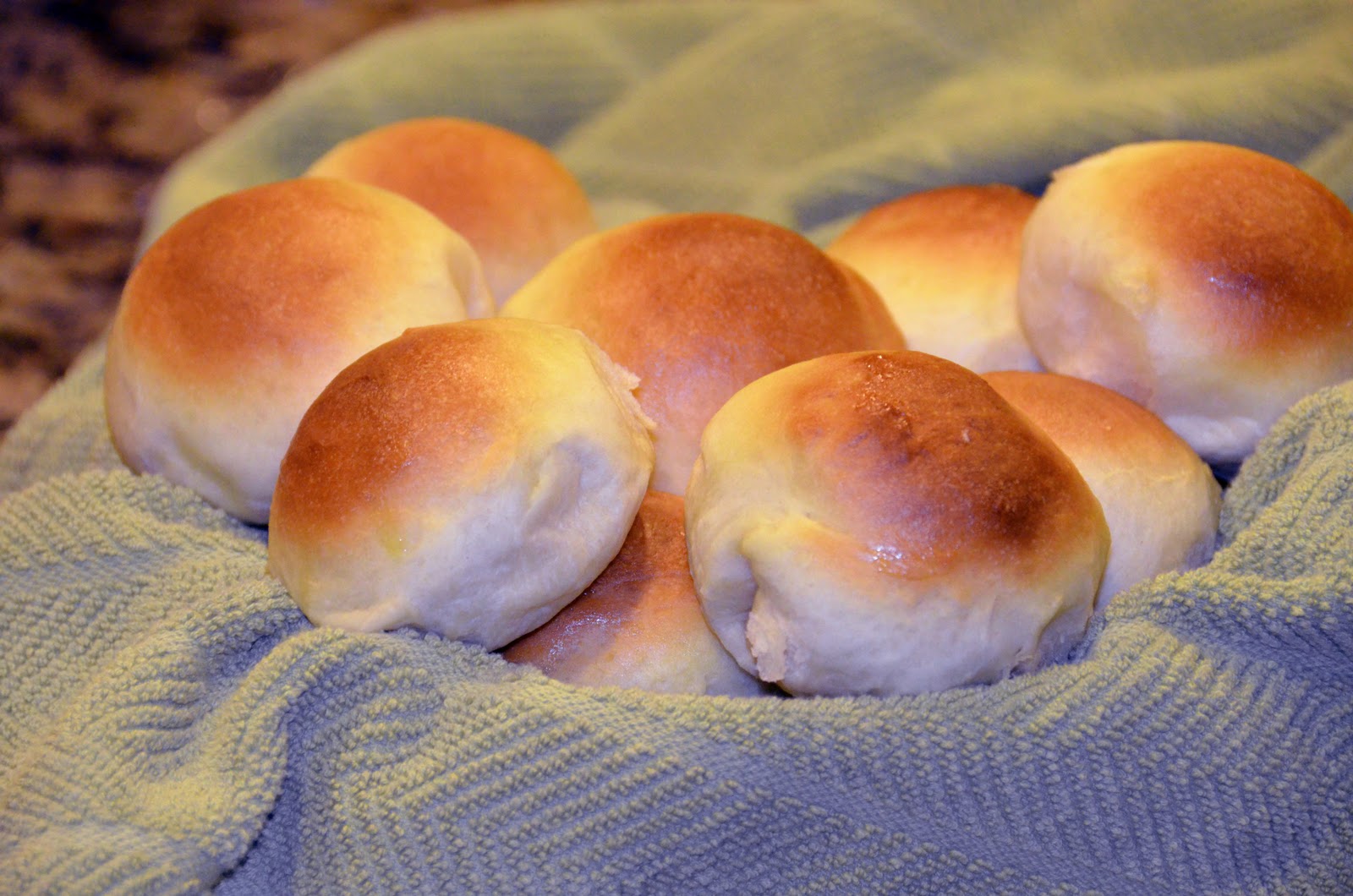 g*rated Buttery Bread Machine Rolls