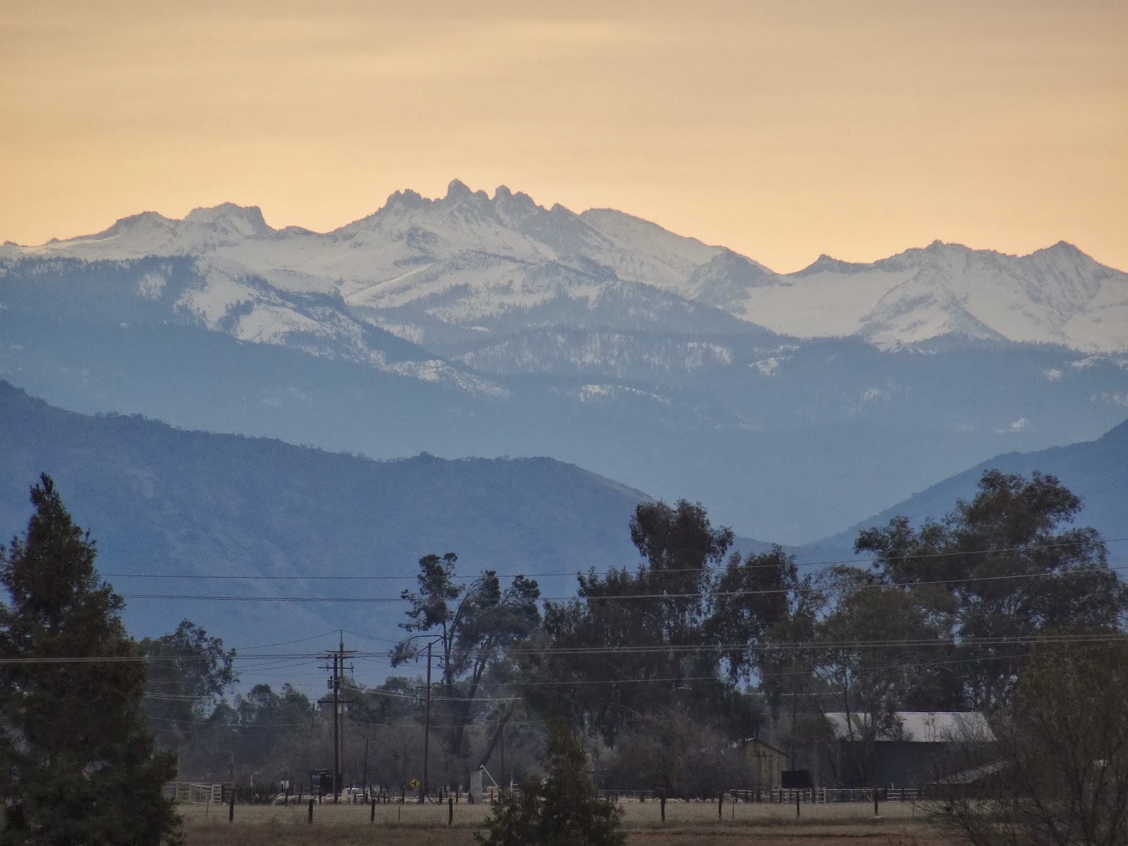 Mid Sierra Musings The Sierra Nevada Mountains Viewed From Fresno CA