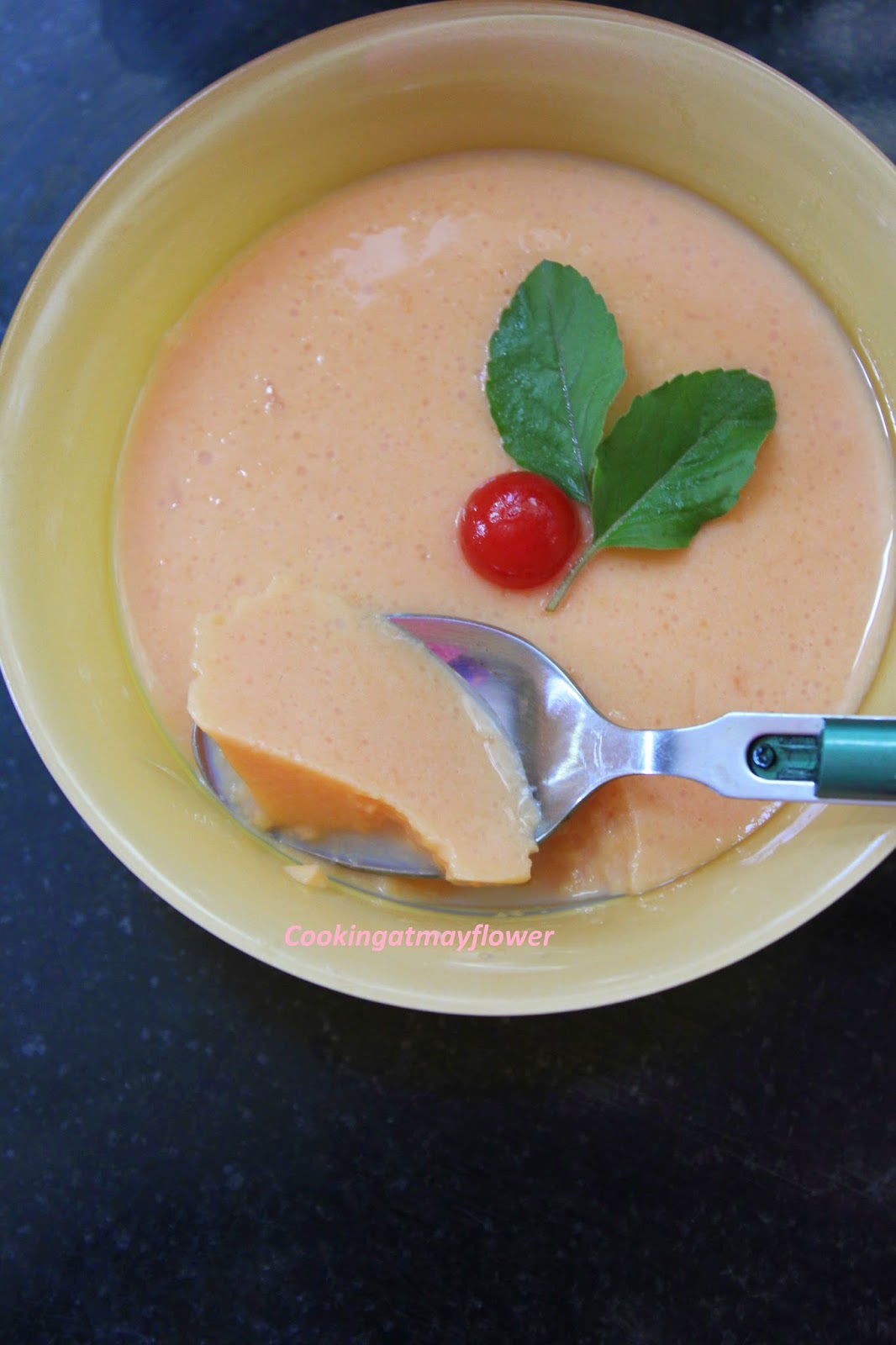 Cooking at Mayflower Papaya Pudding / Papaya milk pudding