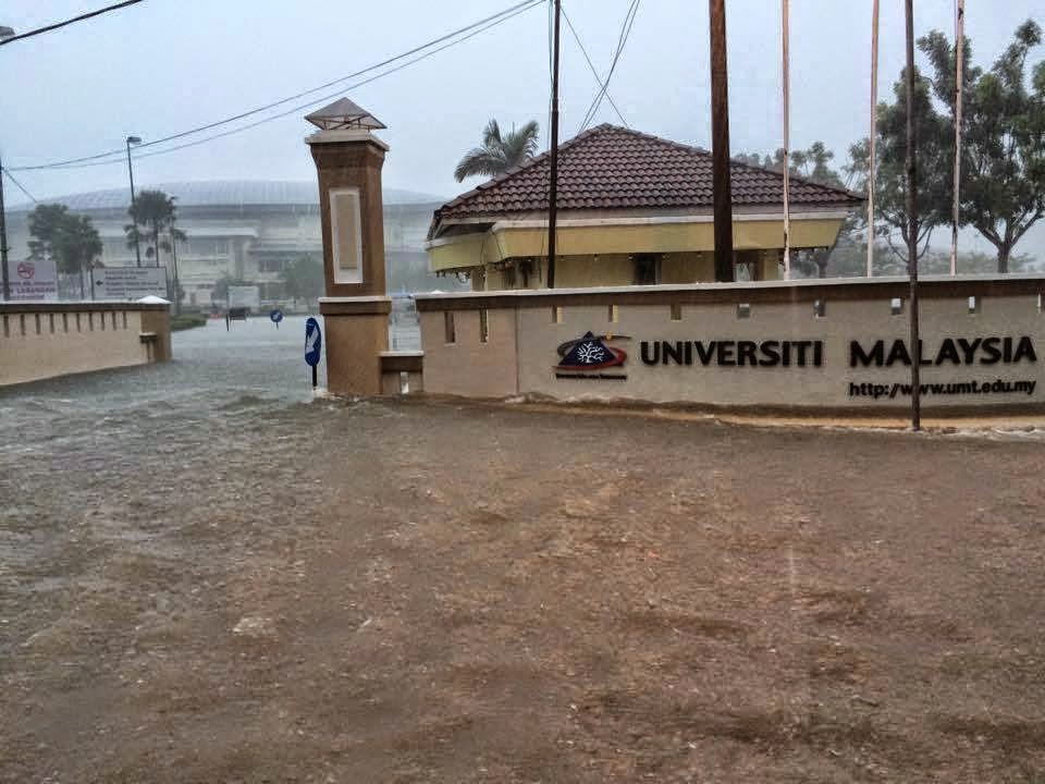 Jalan utama di Terengganu ditutup akibat banjir  Besut Geger