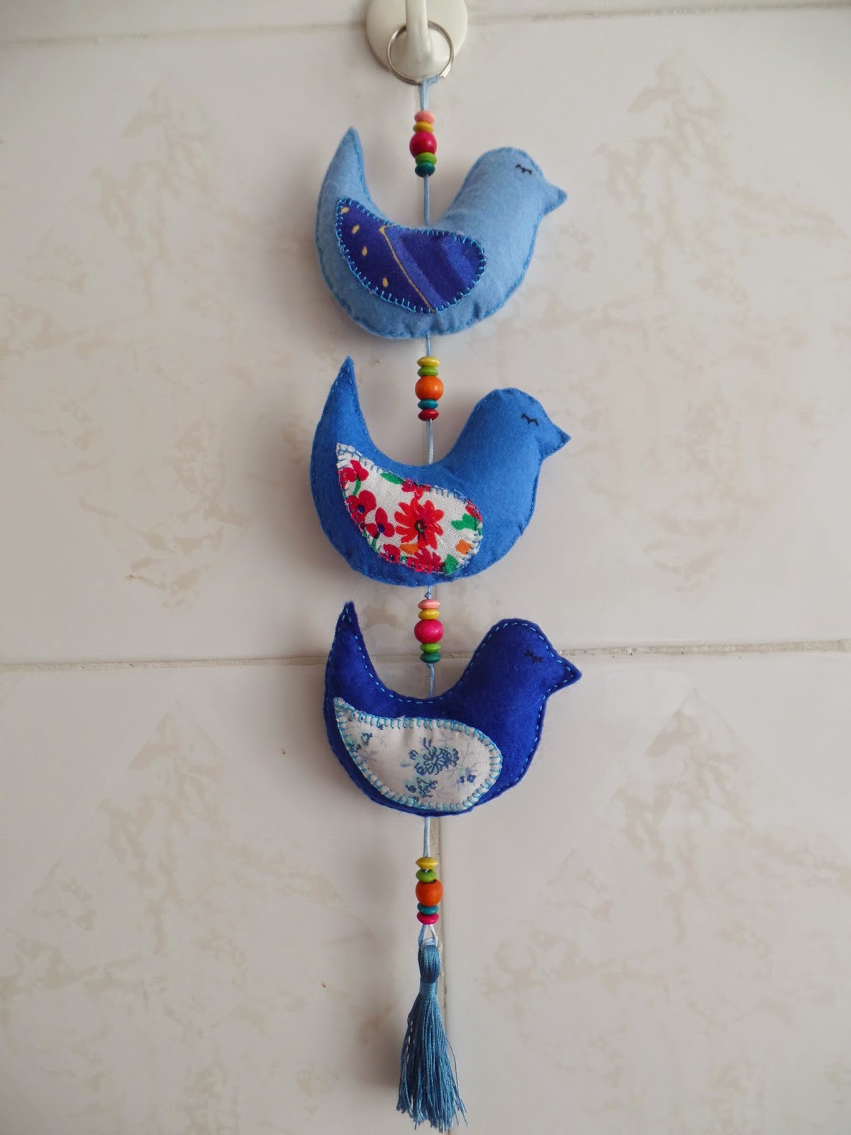 ÇINAR AĞACI Keçe Duvar Süsü (kuşlar)