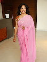 Singer Sunitha latest dazzling photos gallery-cover-photo