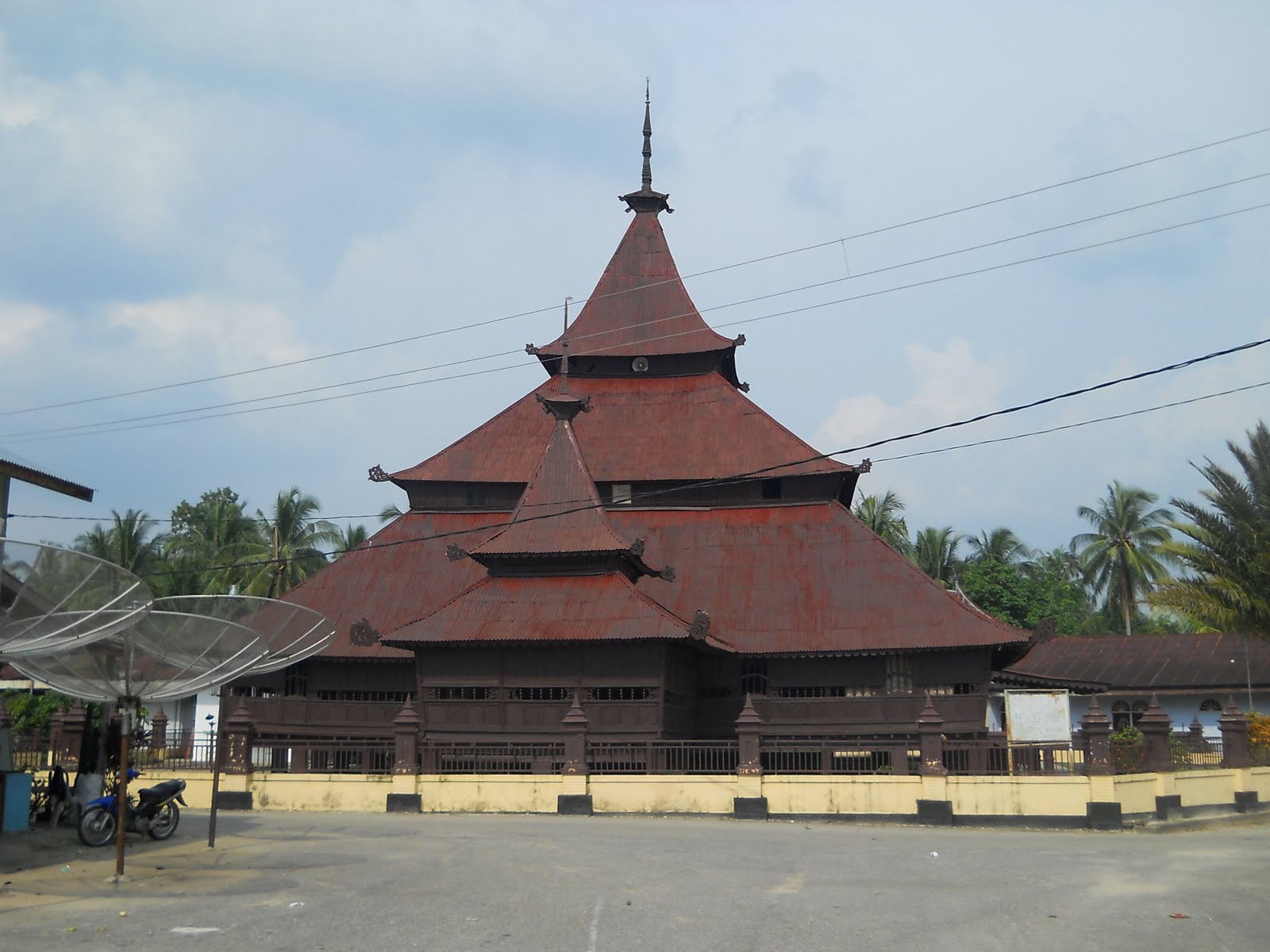 Jom walkabout...: MASJID JAMI' PASAR USANG, AIR TIRIS, KAMPAR, - A TOUR