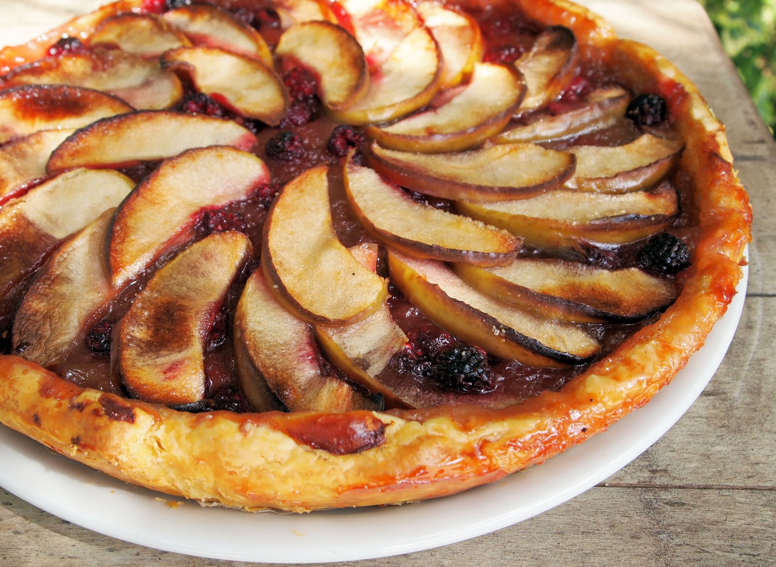 Apple Pie Fairs, Fresh Figs and Blackberry, Apple and Raspberry Tart