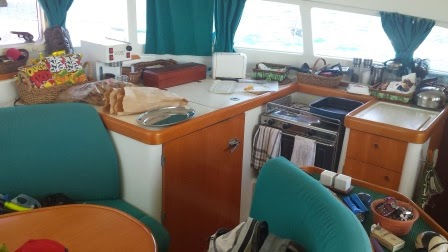  Remaxvipbelize: Beautiful cabin of the catamaran