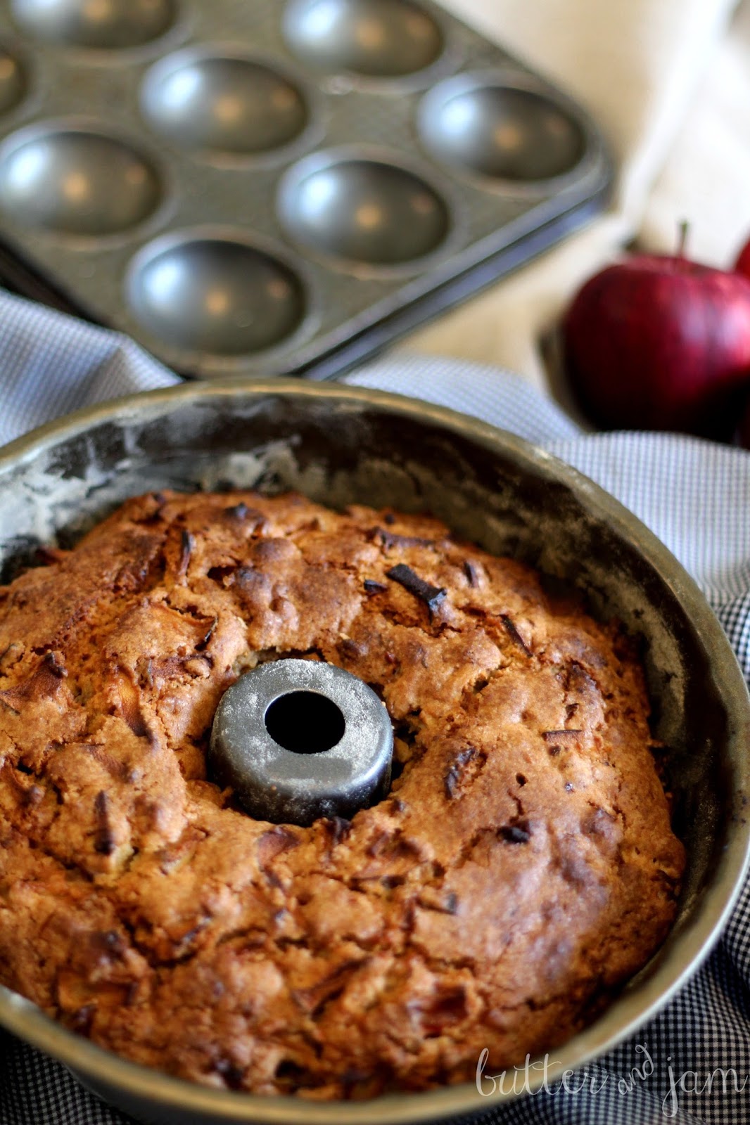 butter & jam apple walnut cake