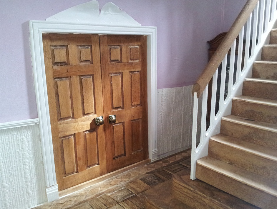 Dollhouse escapes More door knobs