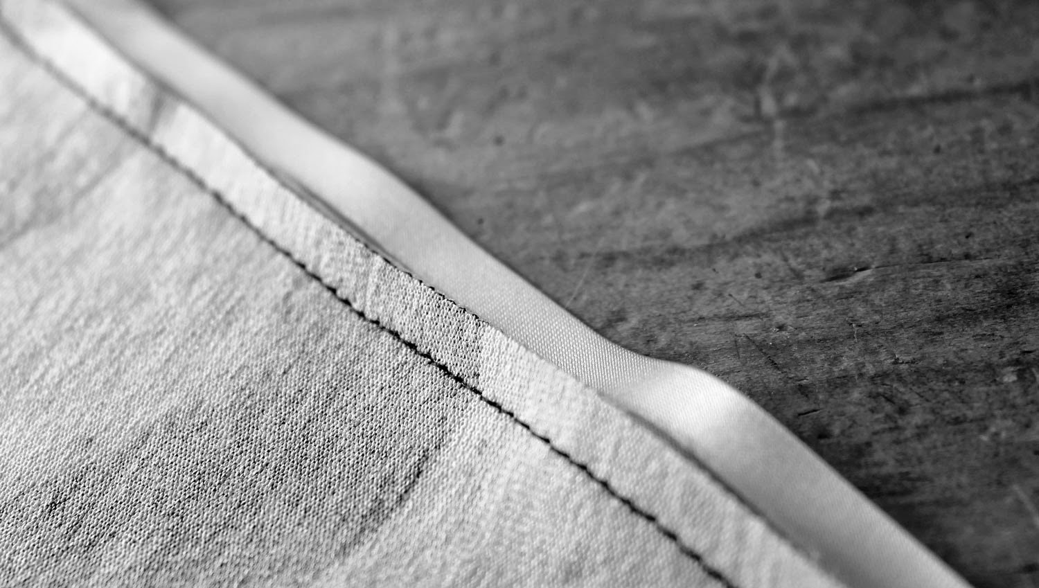 The Makers' Journal HOW TO bind an edge with bias binding