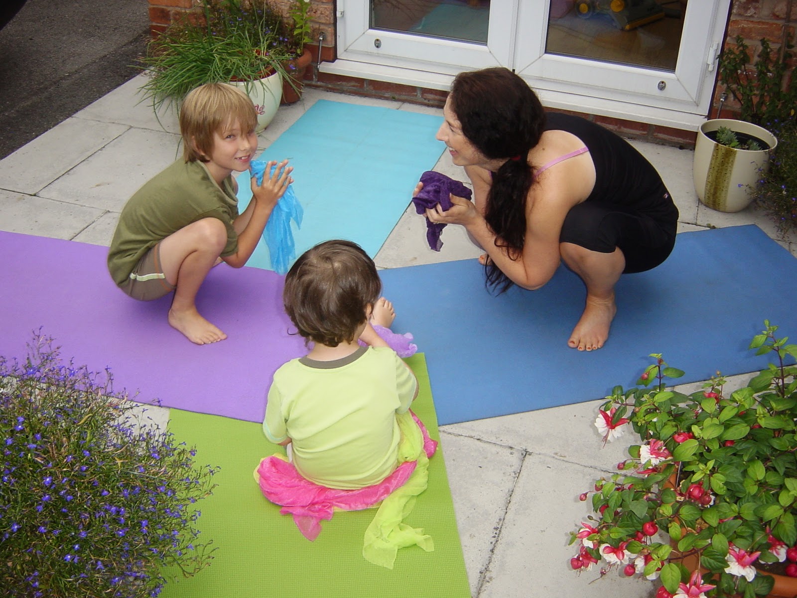 Yogi Claire's Blog Parent & Toddler Yoga lessons learnt....