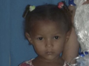 Menina de 2 anos morre afogada dentro de balde em Igarapé do Meio