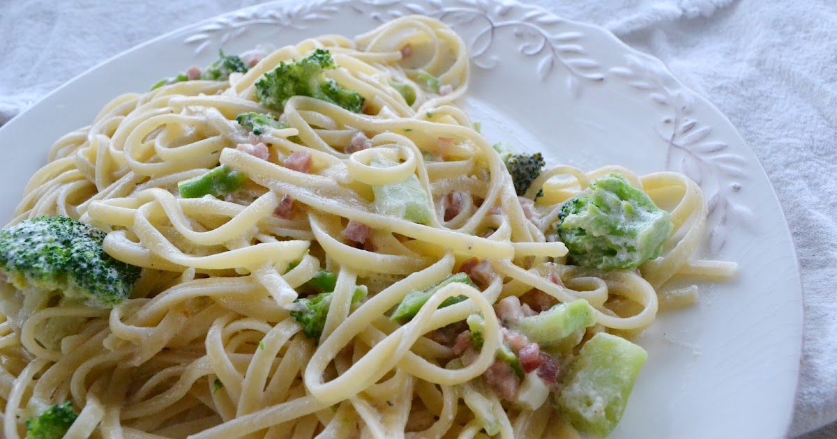 A Salvaged Home light alfredo with pancetta