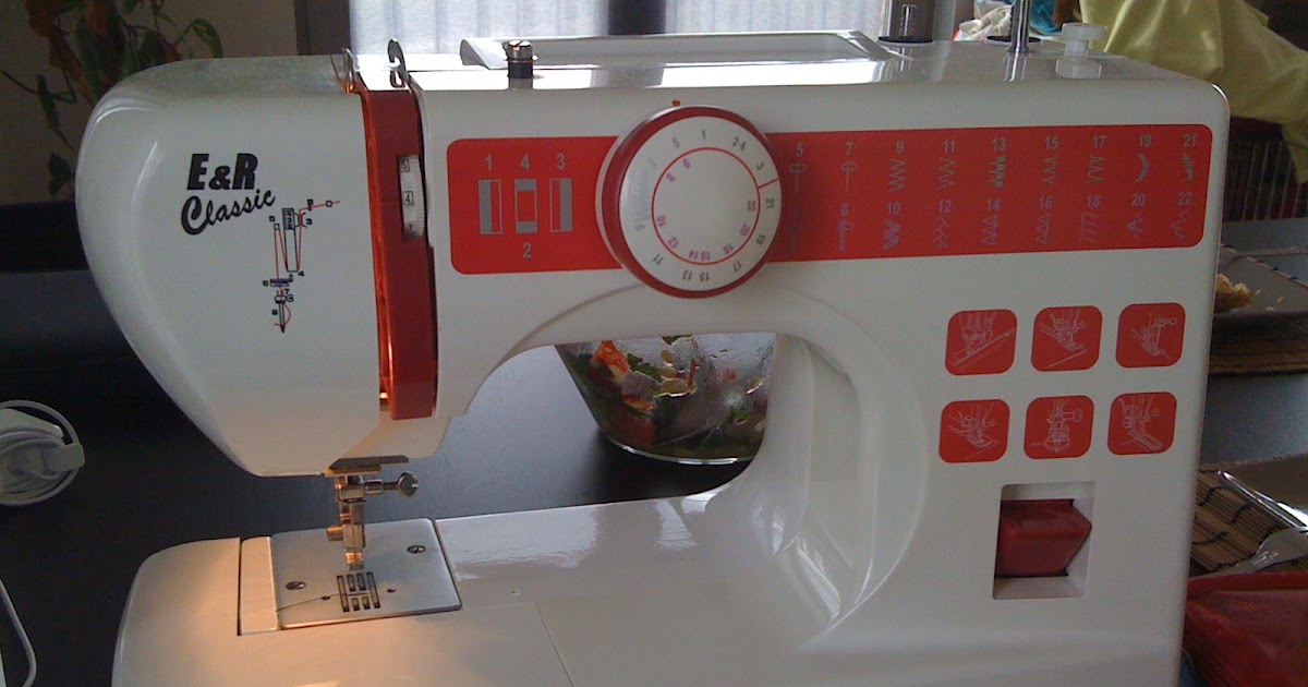 Doedels Naaimachine / Sewing machine