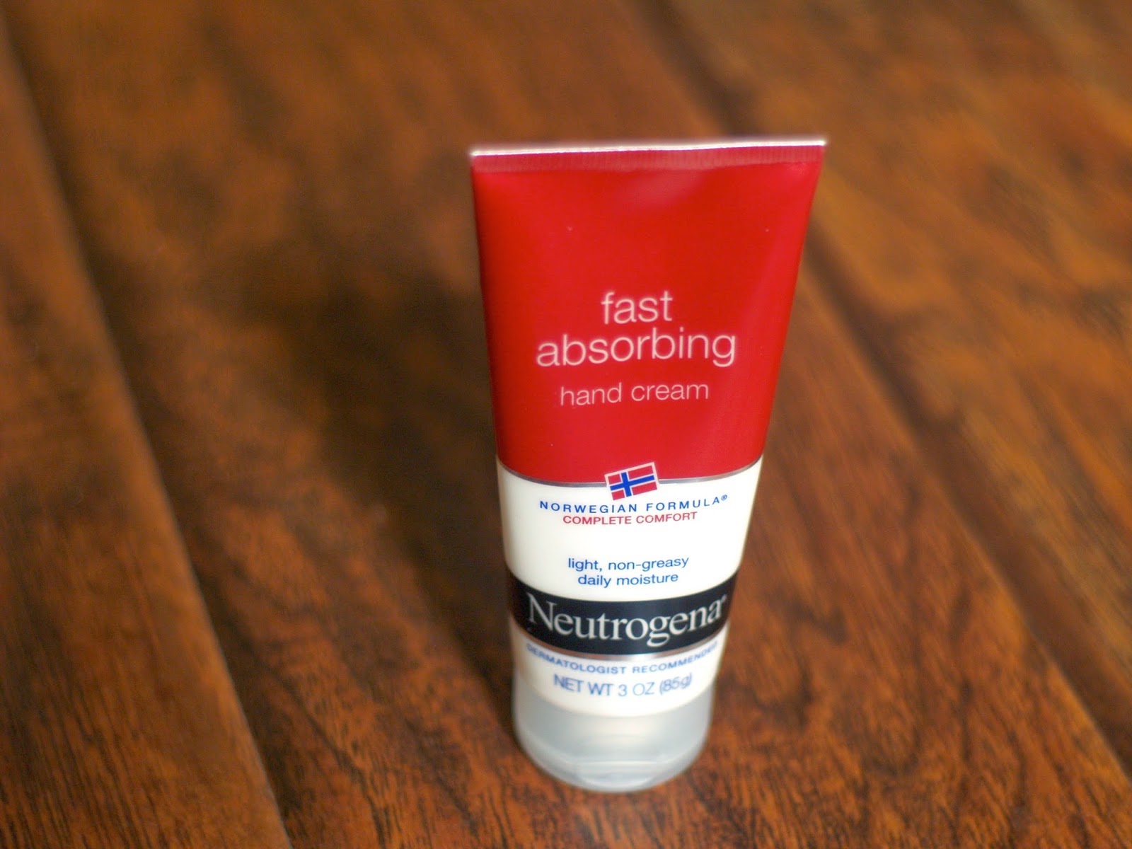 Neutrogena Norwegian Formula Hand Cream Laura Neuzeth