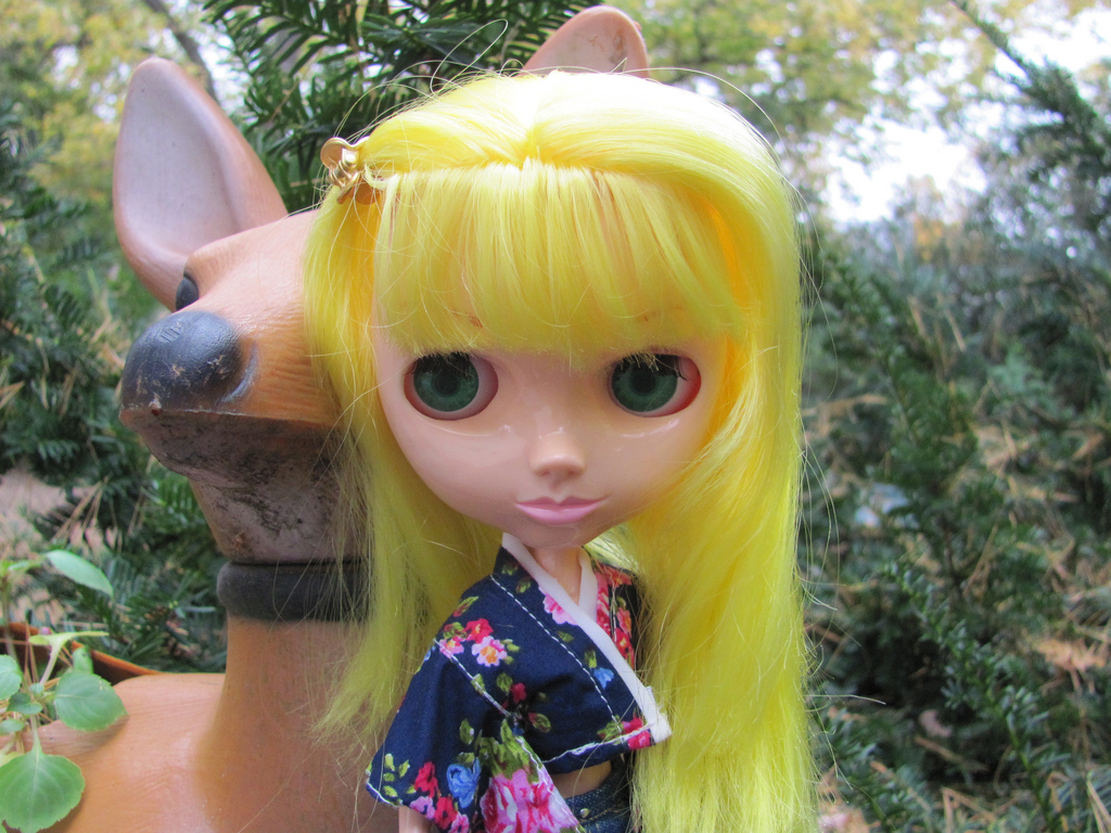 little big eyes doll