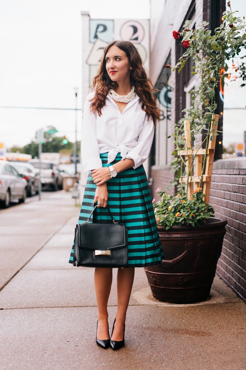 work wear, striped midi skirt, midi skirt for petite women, kate spade purse, nine west heels, black nine west pumps, pearl necklace, breakfast and tiffanys pearl necklace, fall fashion, fall style