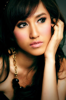 FOTO: Louise Anastasya Pemeran Nyai Genit Di Sinetron RKS FOTO: Louise Anastasya Pemeran Nyai Genit Di Sinetron RKS