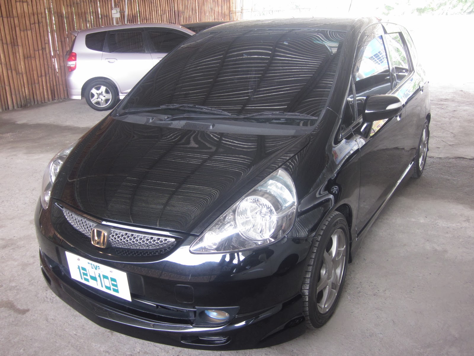Honda Fit 1.5cc 7 speed latest edition, A/T , mag wheels, P330K