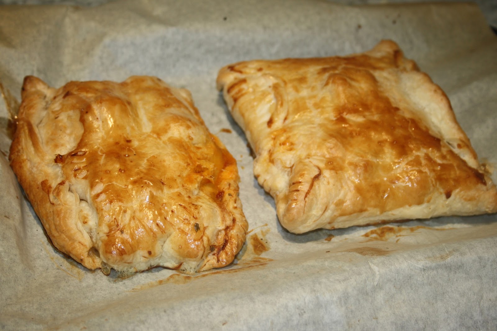 Caroline Makes.... Chorizo sausage rolls