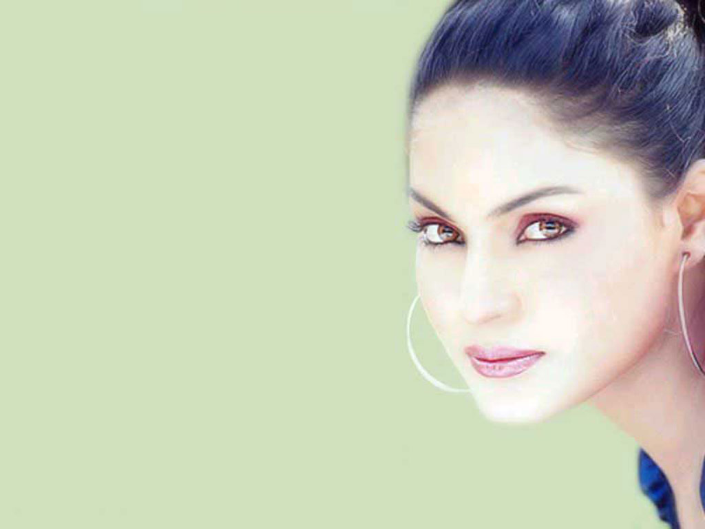 Veena Malik Wallpaper | 3D Wallpaper | Nature Wallpaper | Free Download