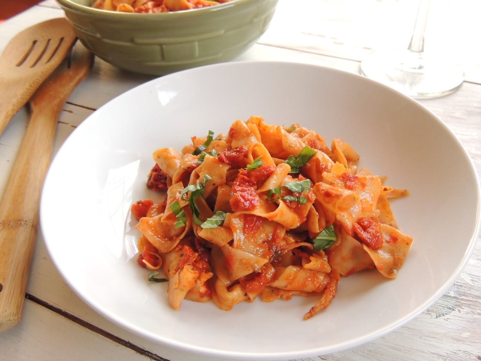 Leave a Happy Plate Fresh Basil Pasta with Sundried Tomato Sauce