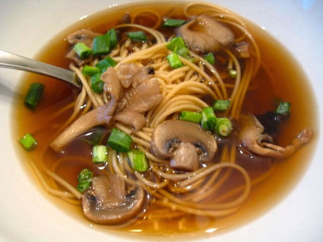 Home Cooked Vegan: Mushroom Pho Soup