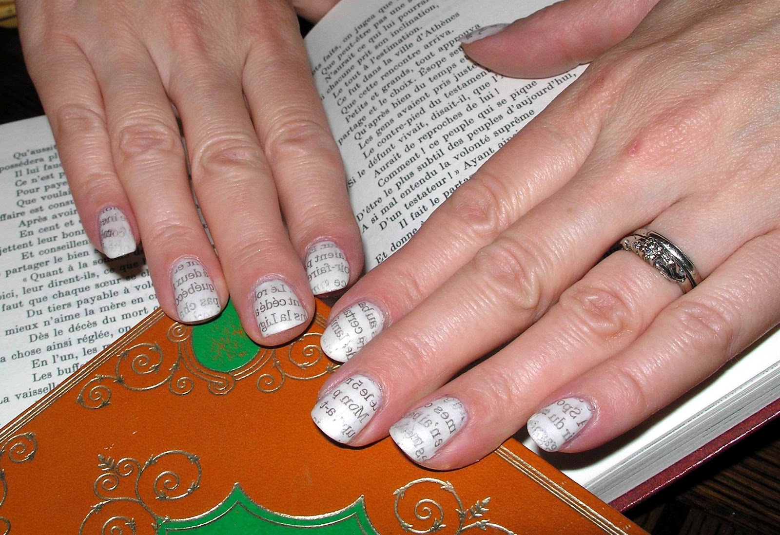 Péché Originail Nail art imprimé "Papier journal"