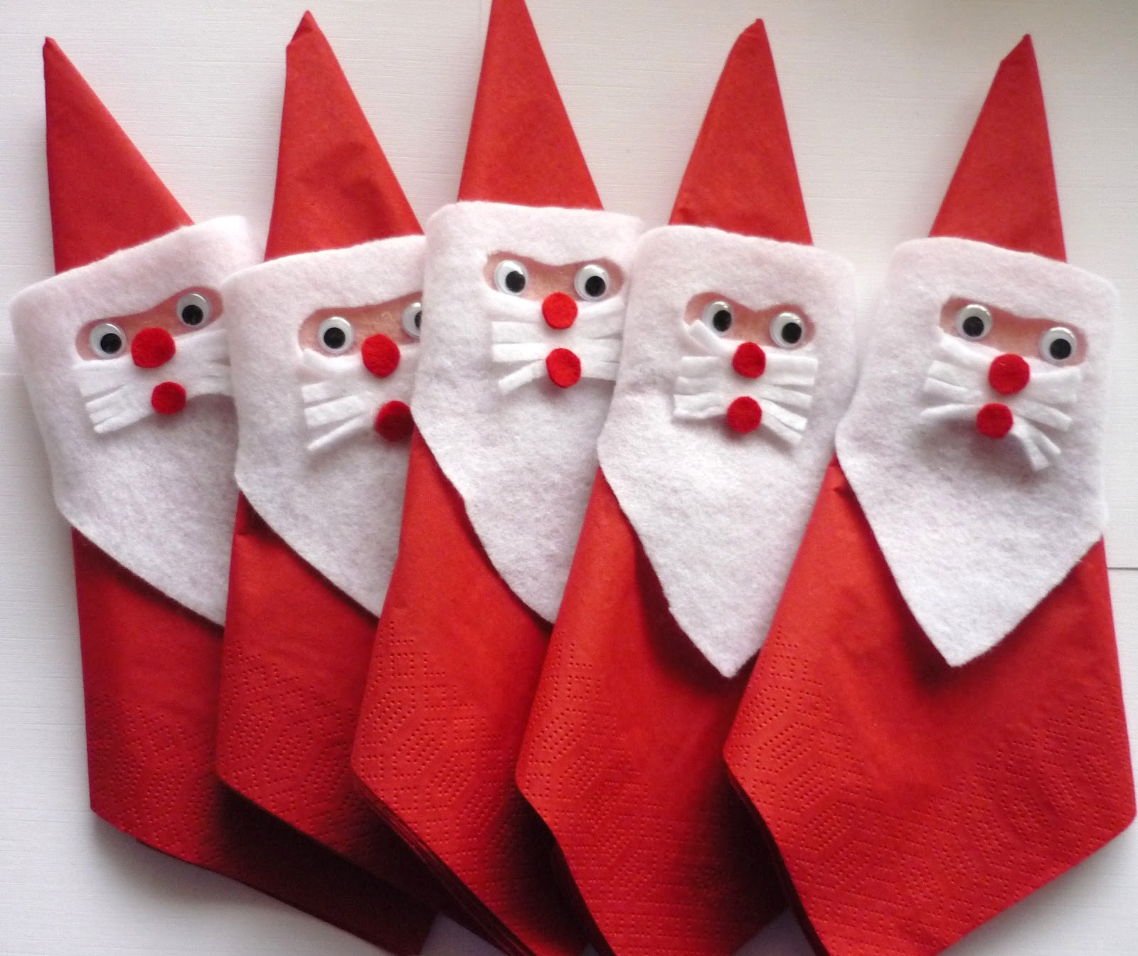 Glitterarti.............Card Creations by Barbara Daines Christmas