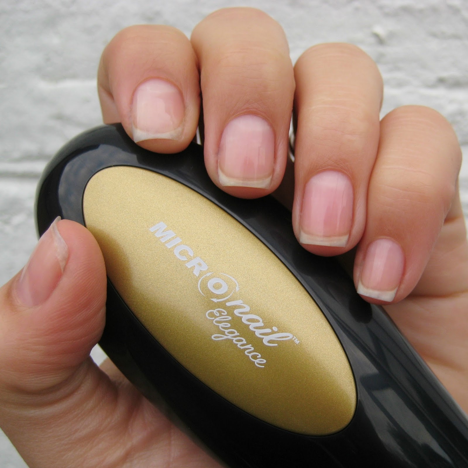 Dahlia Nails MICRO Nail Elegance Buffing Tool Review