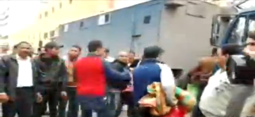 الأطفال الأحداث أثناء الترحيل الأطفال الأحداث أثناء الترحيل
