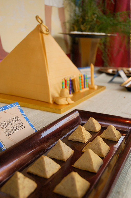 Pyramid Cake Recipe Pyramid Cake Recipe
