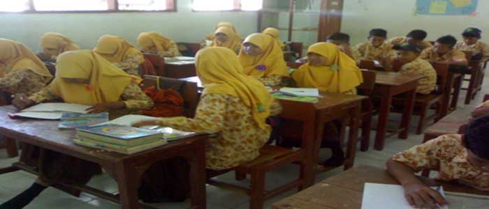 Makalah Manajemen Mutu Kurikulum Muatan Lokal PAI Makalah Manajemen Mutu Kurikulum Muatan Lokal PAI