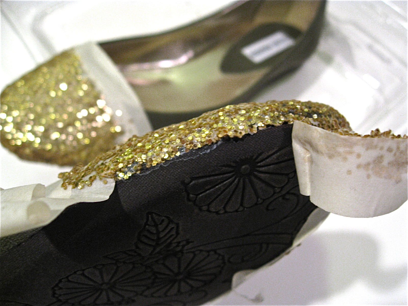 DIY FATSHION DIY SMIDGE OF GLITTER FLATS