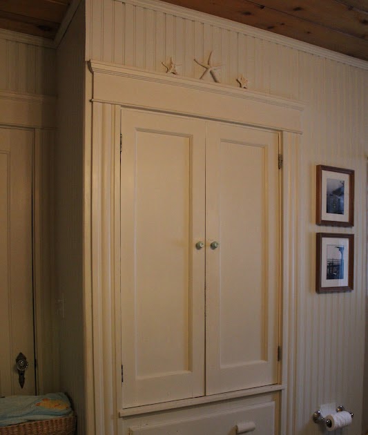 Hailey's Treasures: Inside My Bathroom Closet