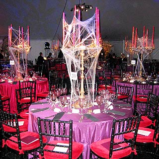 Prepare Wedding Dresses Centerpieces For Halloween Weddings
