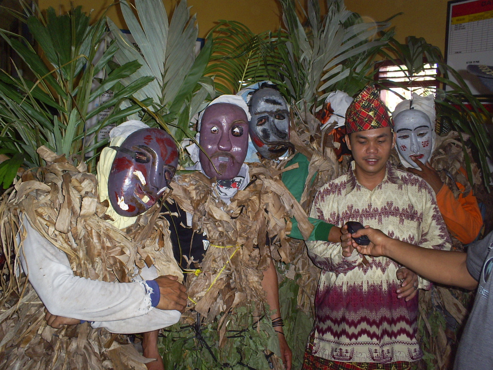 aliefbatu: adat budaya bala-bala tentara ghaib yang diaplikasikan dalam
