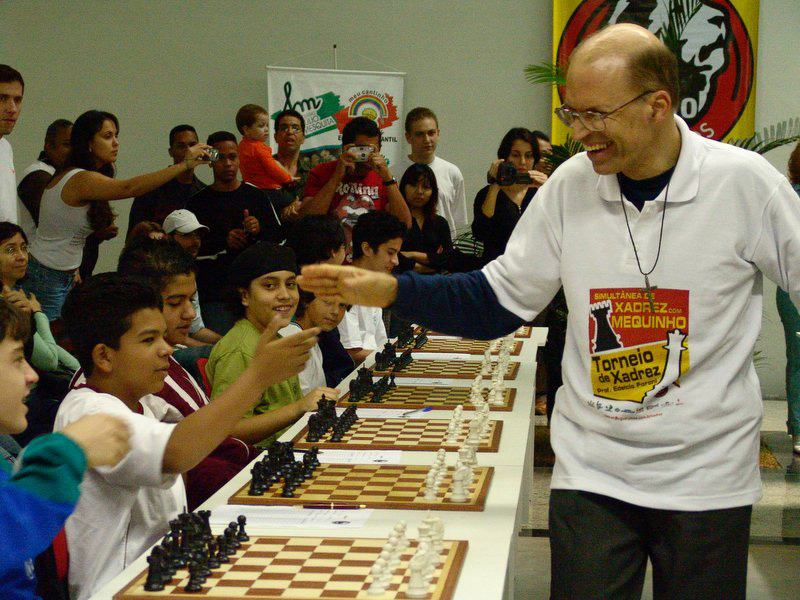 O dia em que o GM brasileiro Henrique Mecking empatou uma partida