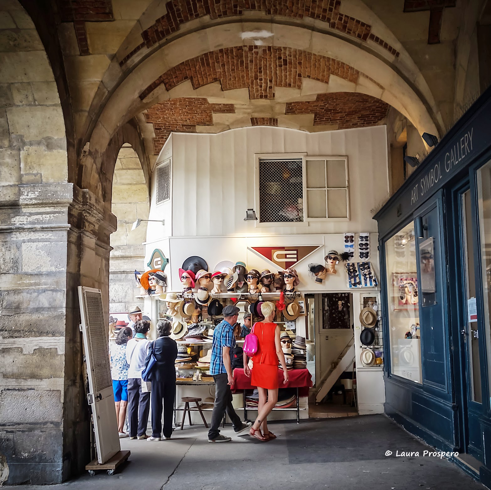 Boutique Eux dans l'Eau © Laura Prospero Boutique Eux dans l'Eau © Laura Prospero