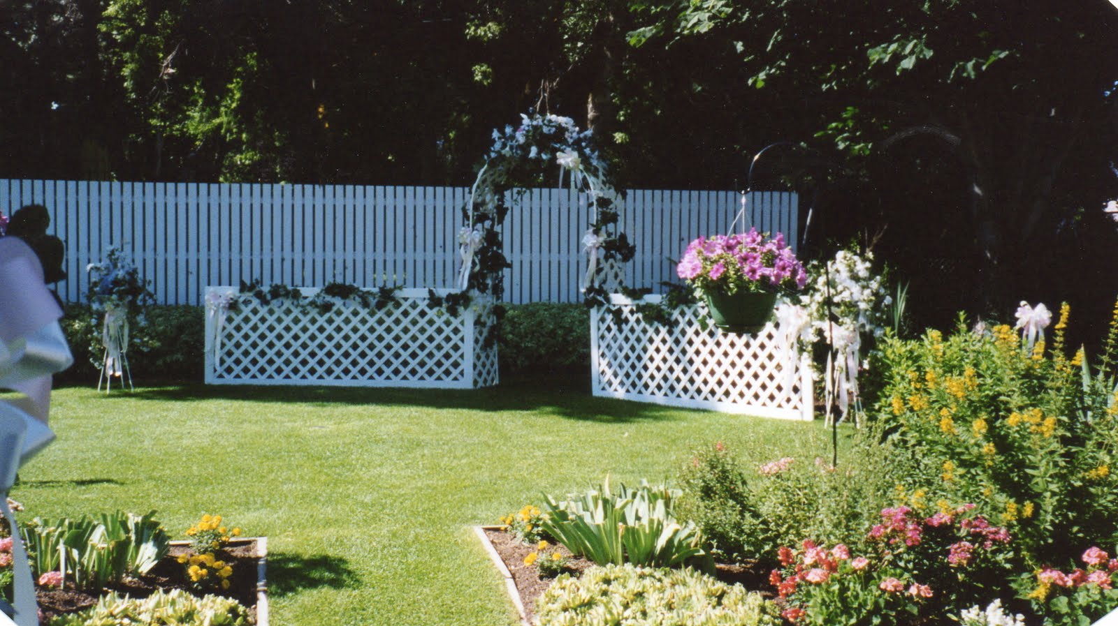 Creative Wedding and Party Decor Backdrop Choices