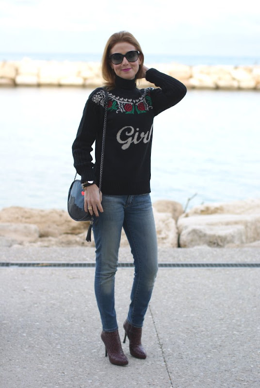 river island sweater, Asos girl sweater, skyline round bag