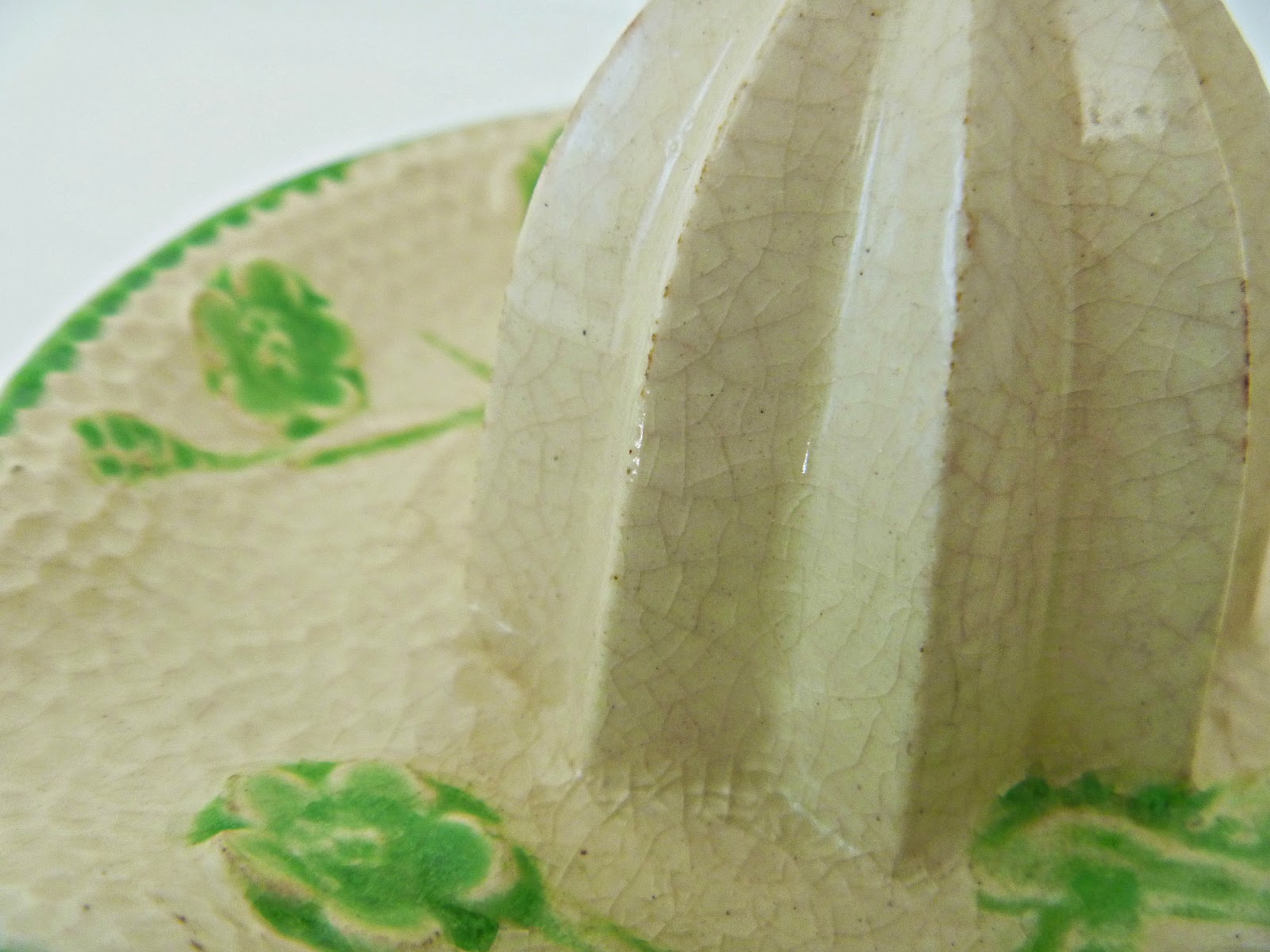 Etsy Vintage Team How to Clean Vintage Pottery & Dinnerware