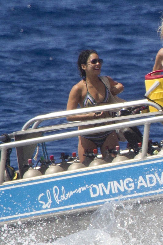 Vanessa Hudgens – Bikini Candids in Hawaii
