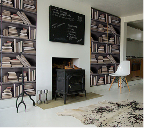 LOOKINGblog: Bookshelf Wallpaper by Young & Battaglia - White o Color