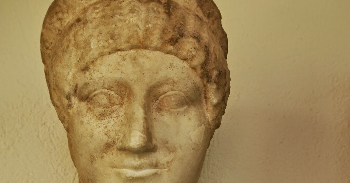 USEFUL or BEAUTIFUL The archaic smile