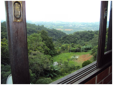 VISTA DO CAFÉ COLONIAL DA SERRA