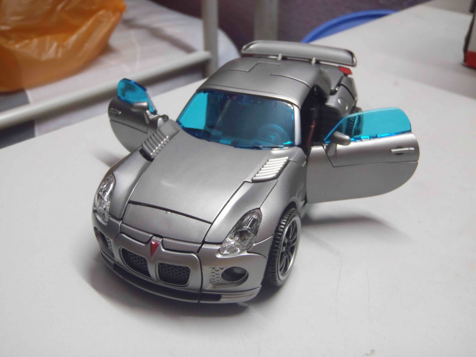 New Cybertron Transformers Review Jazz (HFTD Human Alliance)