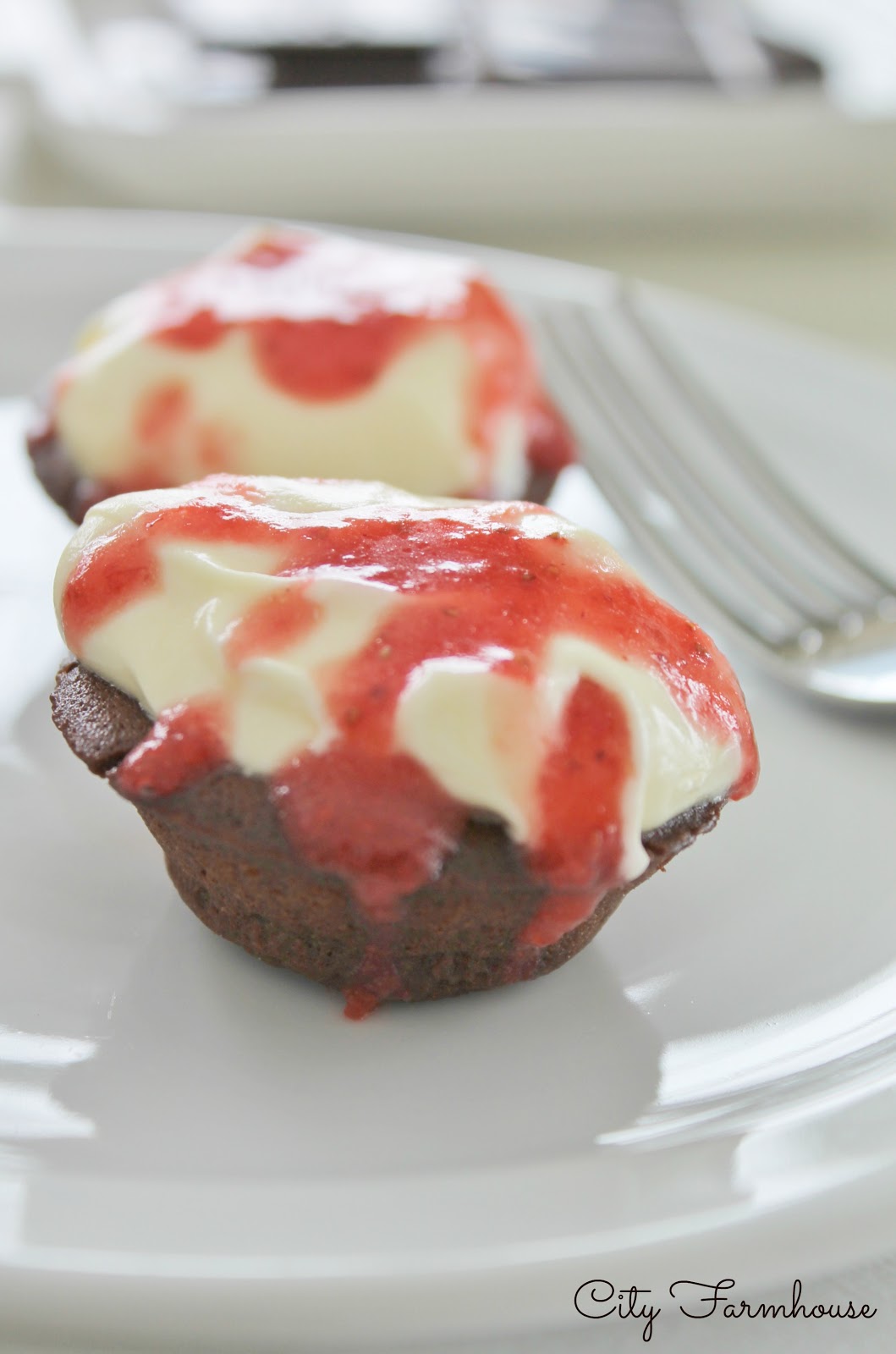 City Farmhouse Strawberries & Cream Truffle Bites